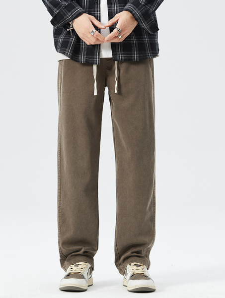 Calça Reta Masculina em Algodão com Caimento Leve e Conforto