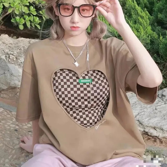 Camiseta Coração Vazado