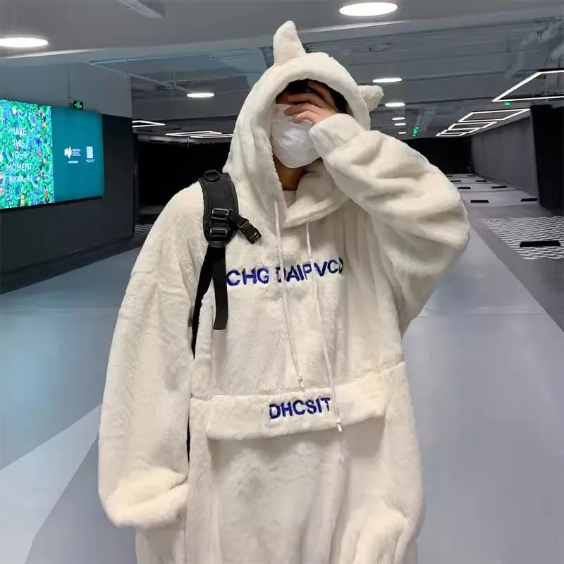 Hoodie Pelúcia Oversized com Orelhas