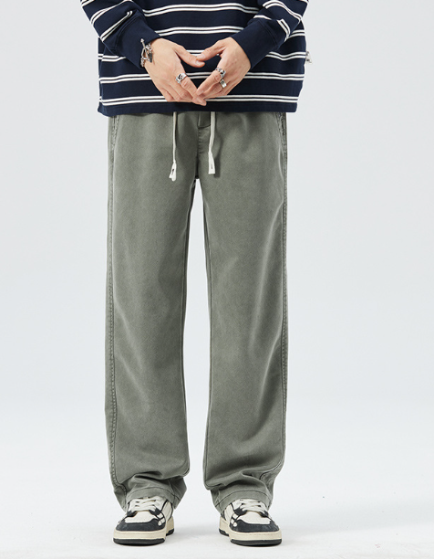 Calça Reta Masculina em Algodão com Caimento Leve e Conforto