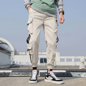 Calça Cargo Masculina com Fivelas Laterais e Caimento Urbano